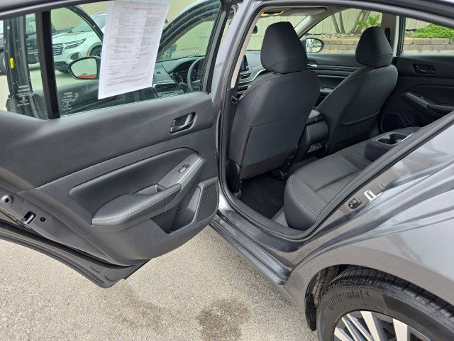 Used 2024 Nissan Altima 2.5 SV image 32