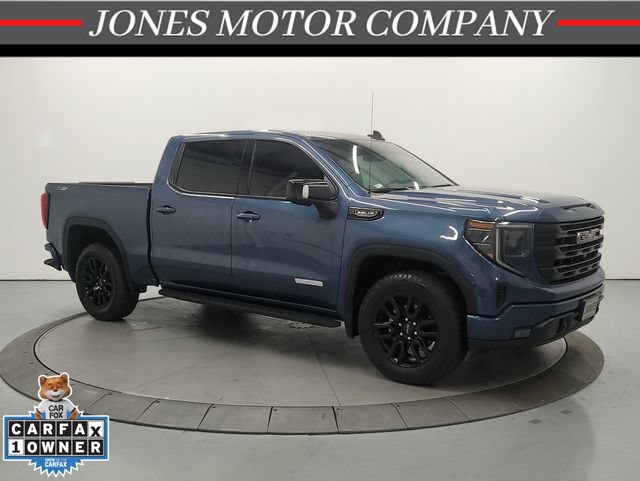 Used 2026 GMC Sierra 1500 Elevation w/ Elevation Premium Package