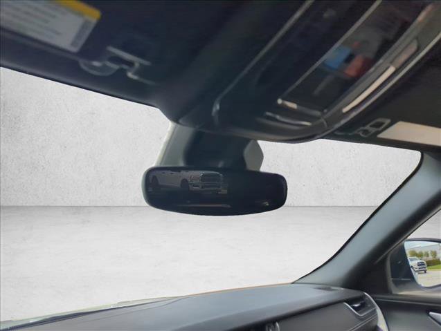 Used 2024 Jeep Grand Cherokee Laredo AWD/4WD image 14