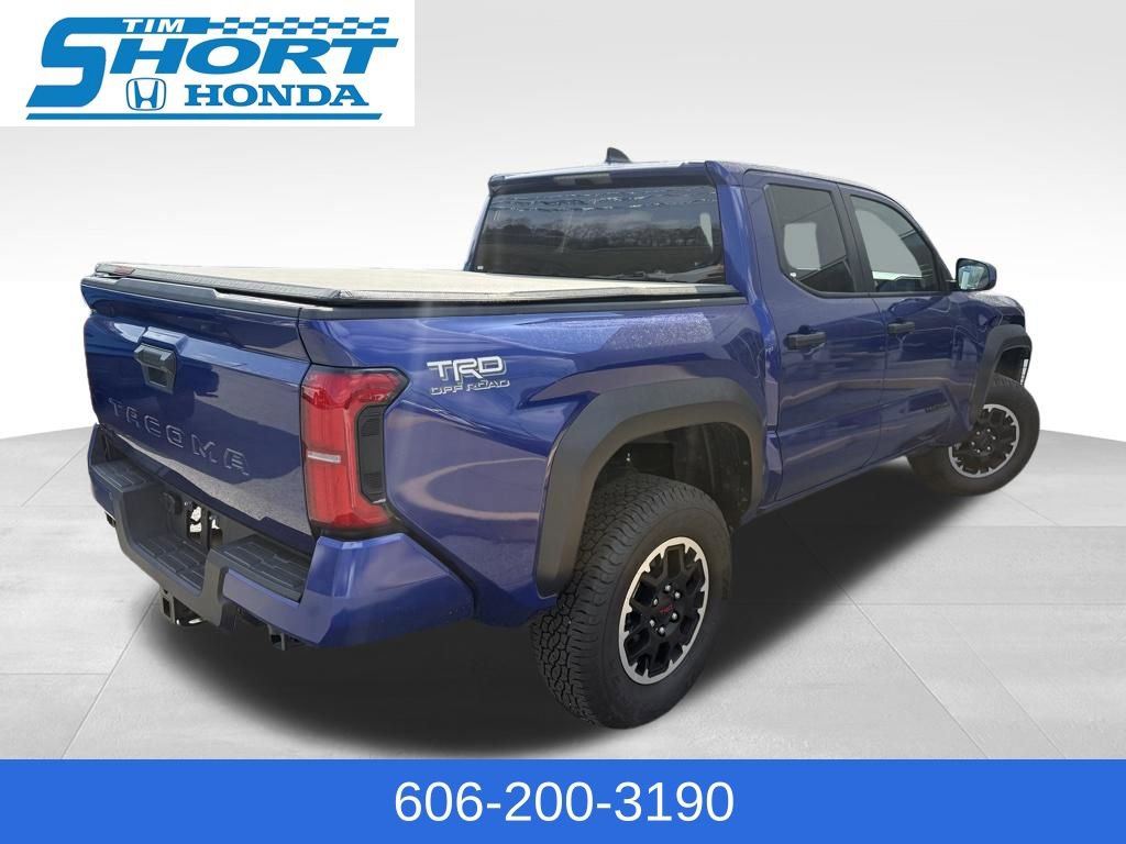 Used 2025 Toyota Tacoma TRD Off-Road image 6