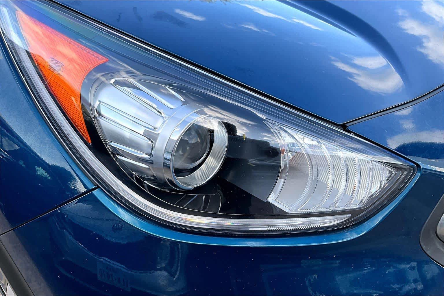 Used 2019 Kia Niro LX FWD image 26