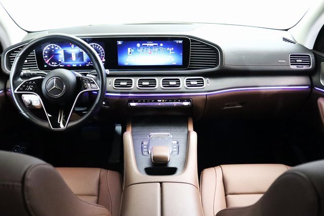 Used 2024 Mercedes-Benz GLE 450e 4MATIC w/ Driver Assistance Package image 23