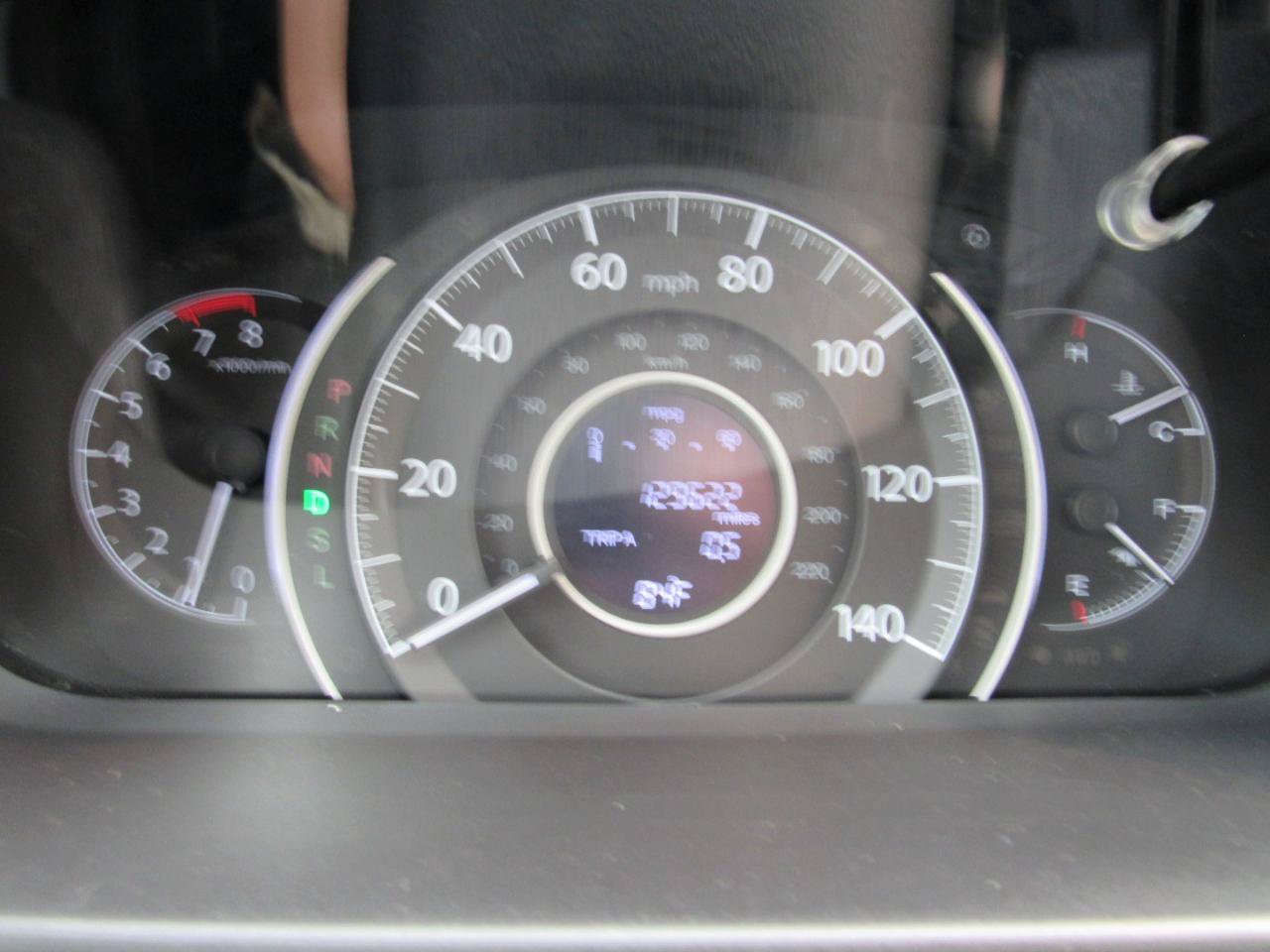 Used 2015 Honda CR-V LX image 16