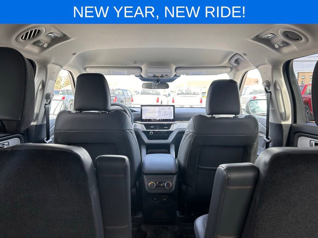 Used 2026 Ford Explorer Active w/ Active Comfort Package image 23