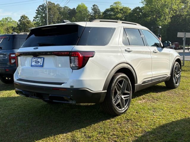 New 2026 Ford Explorer ST-Line RWD image 5