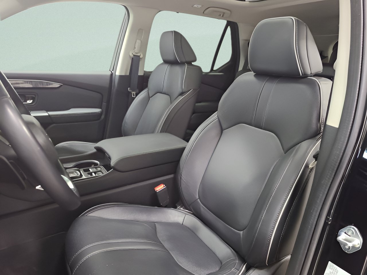 Used 2023 Honda Pilot Elite image 21