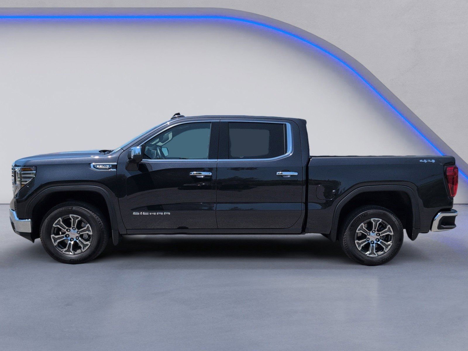 Used 2026 GMC Sierra 1500 SLT AWD/4WD image 5