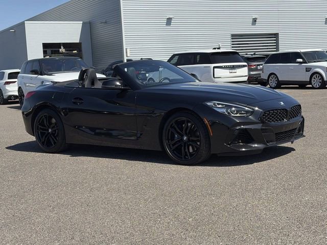 Used 2021 BMW Z4 M40i w/ Shadowloine Package image 4