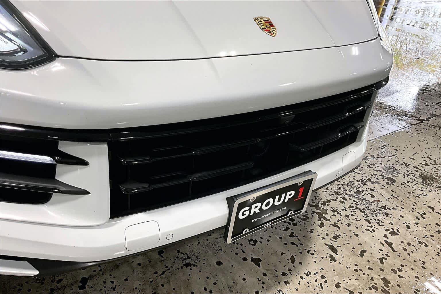 Used 2024 Porsche Cayenne AWD/4WD image 28