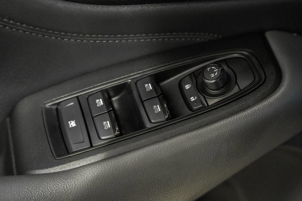 Used 2025 Subaru Outback Wilderness AWD/4WD image 32