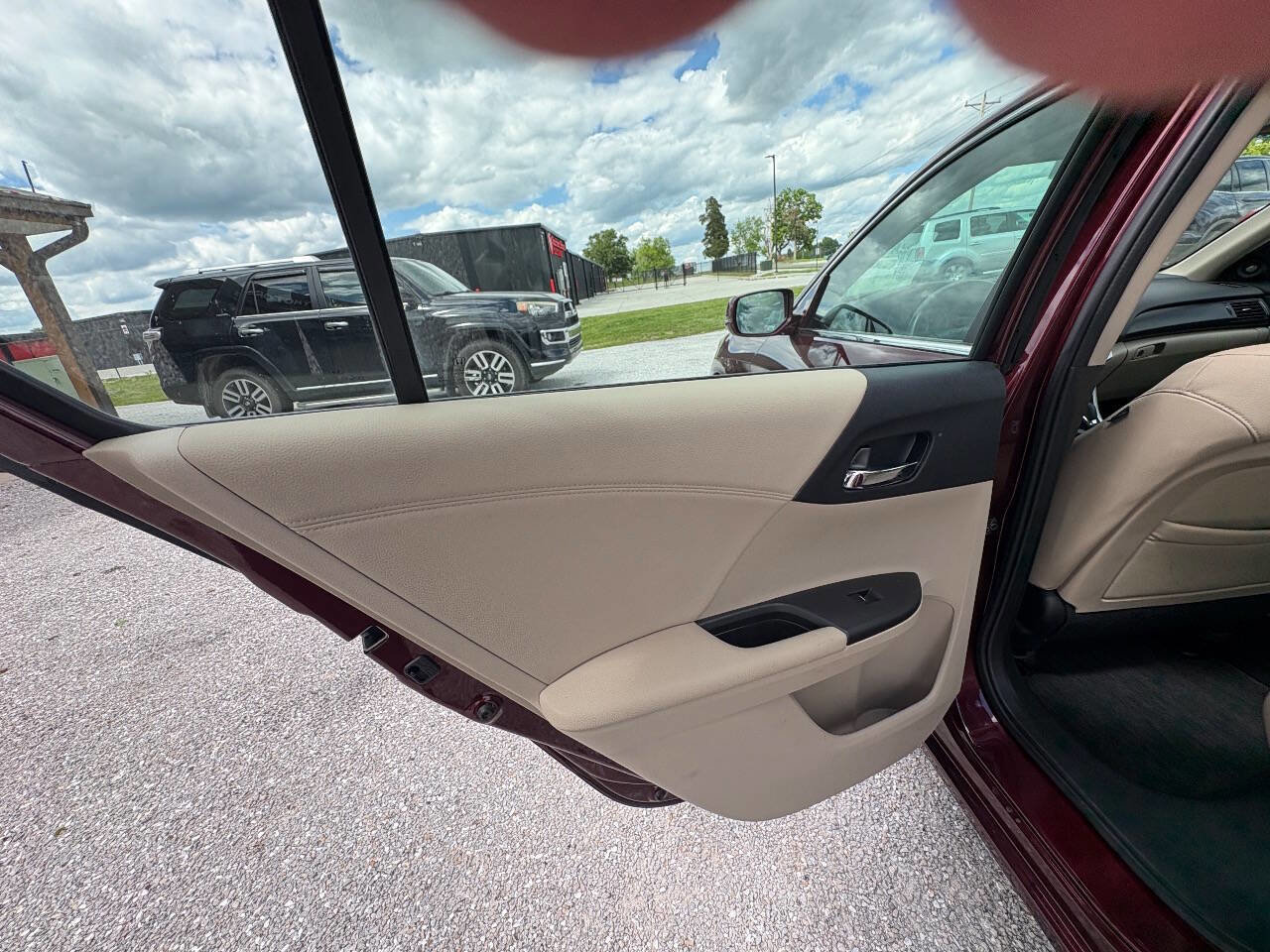 Used 2013 Honda Accord EX-L image 28