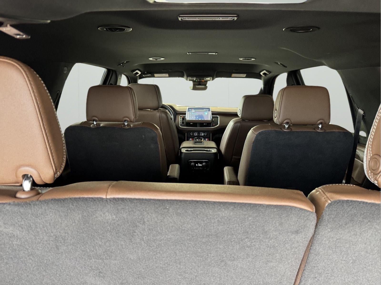 Used 2024 Chevrolet Tahoe High Country AWD/4WD image 7