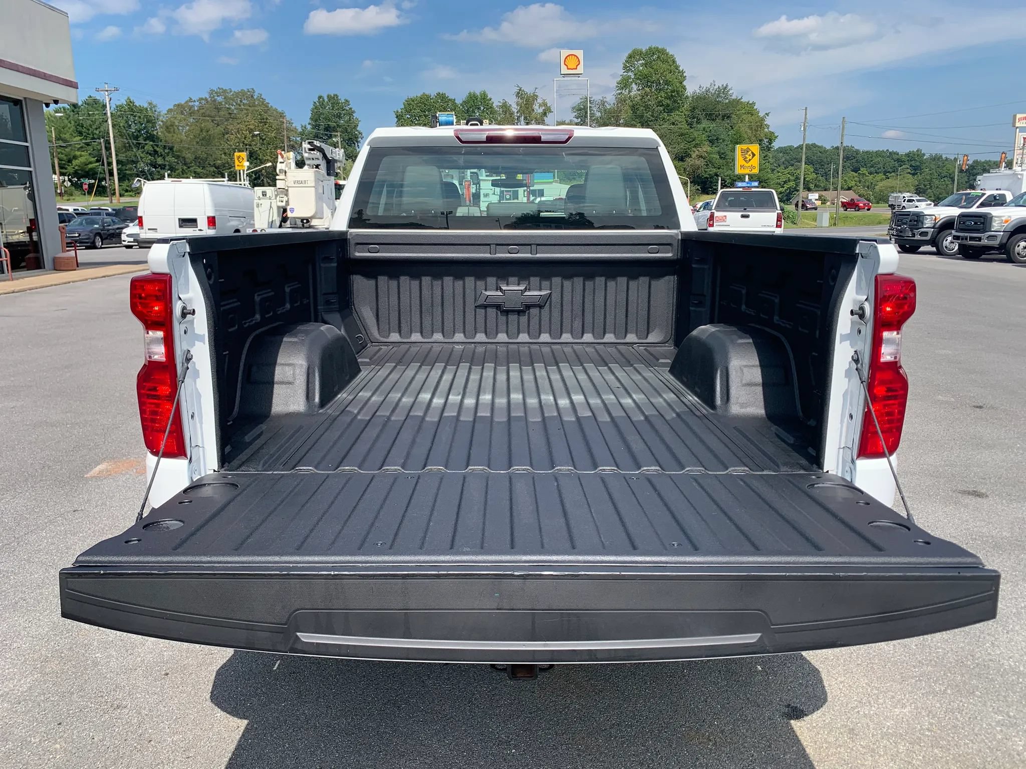 Used 2020 Chevrolet Silverado 1500 W/T w/ WT Safety Package AWD/4WD image 30