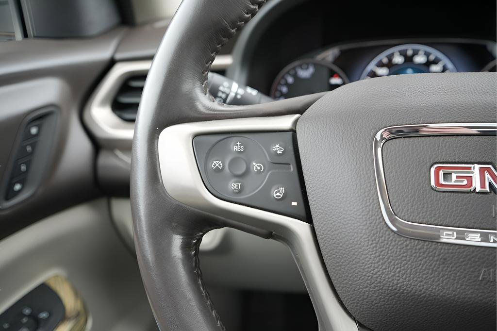 Used 2018 GMC Acadia Denali w/ Technology Package image 35