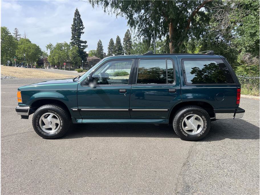 Used 1994 Ford Explorer 4WD 4-Door image 8