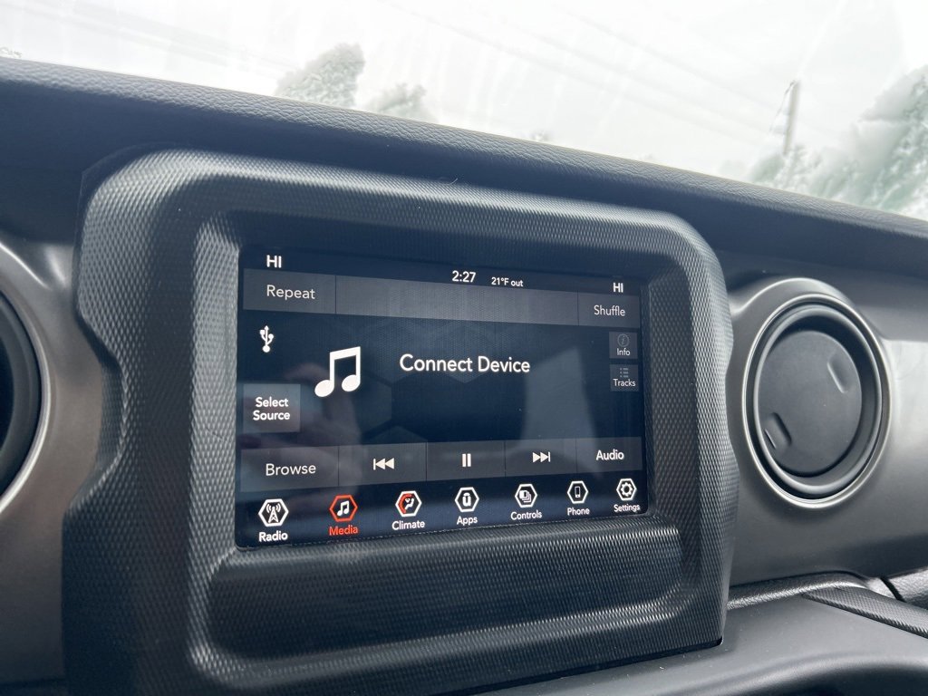 Used 2022 Jeep Wrangler Sport S image 14