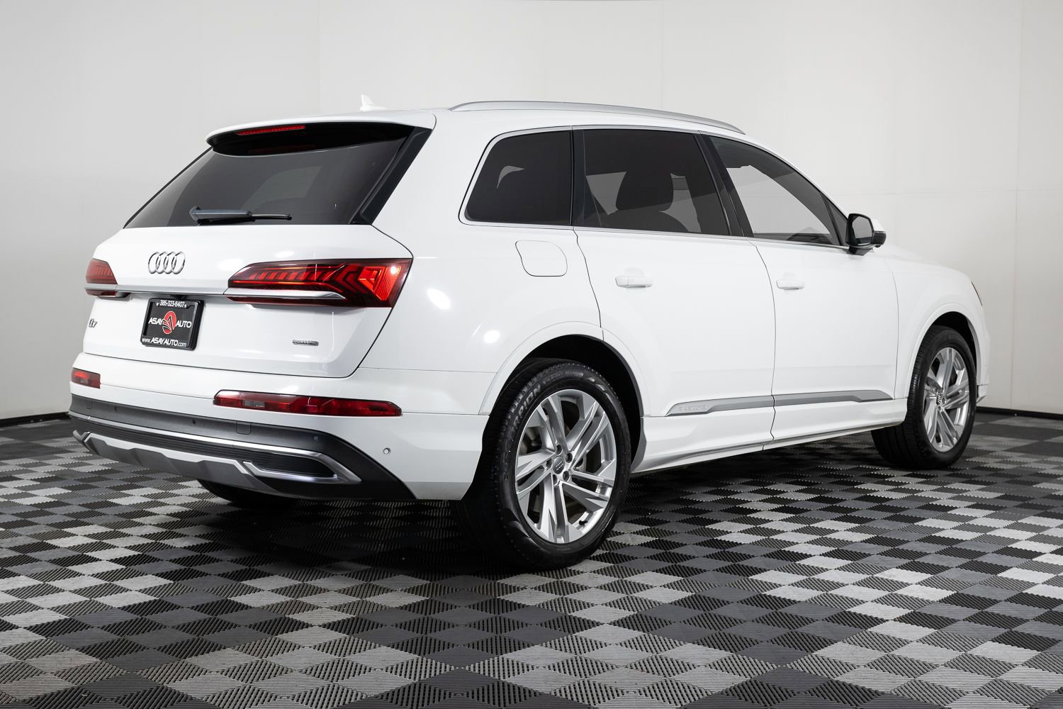 Used 2021 Audi Q7 2.0T Premium w/ Convenience Package image 8