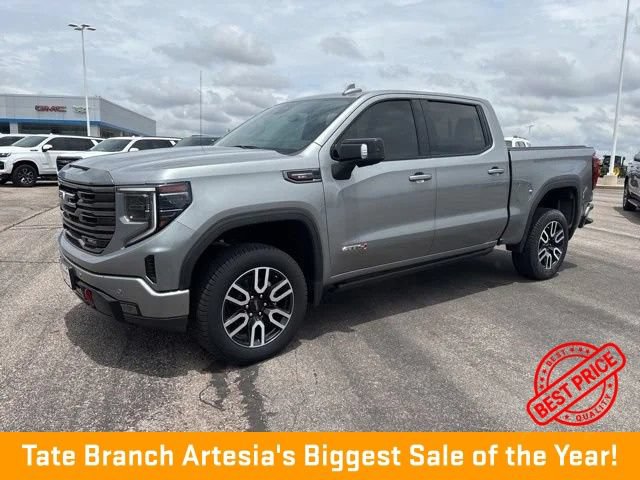 Used 2023 GMC Sierra 1500 AT4 w/ Technology Package AWD/4WD image 1
