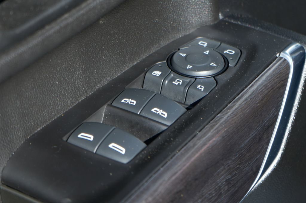 Used 2021 Chevrolet Silverado 3500 LTZ w/ LTZ Premium Package AWD/4WD image 17