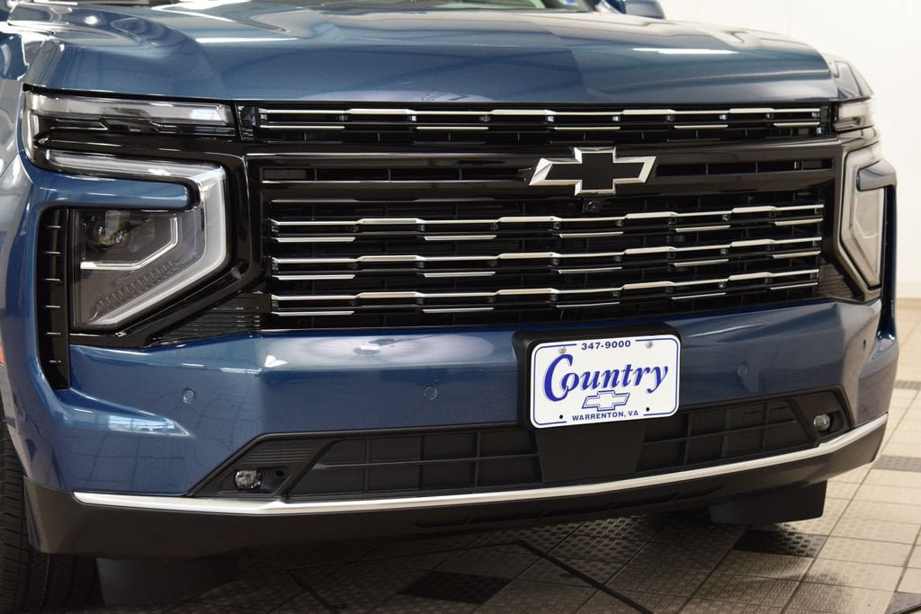 New 2026 Chevrolet Suburban High Country AWD/4WD image 13