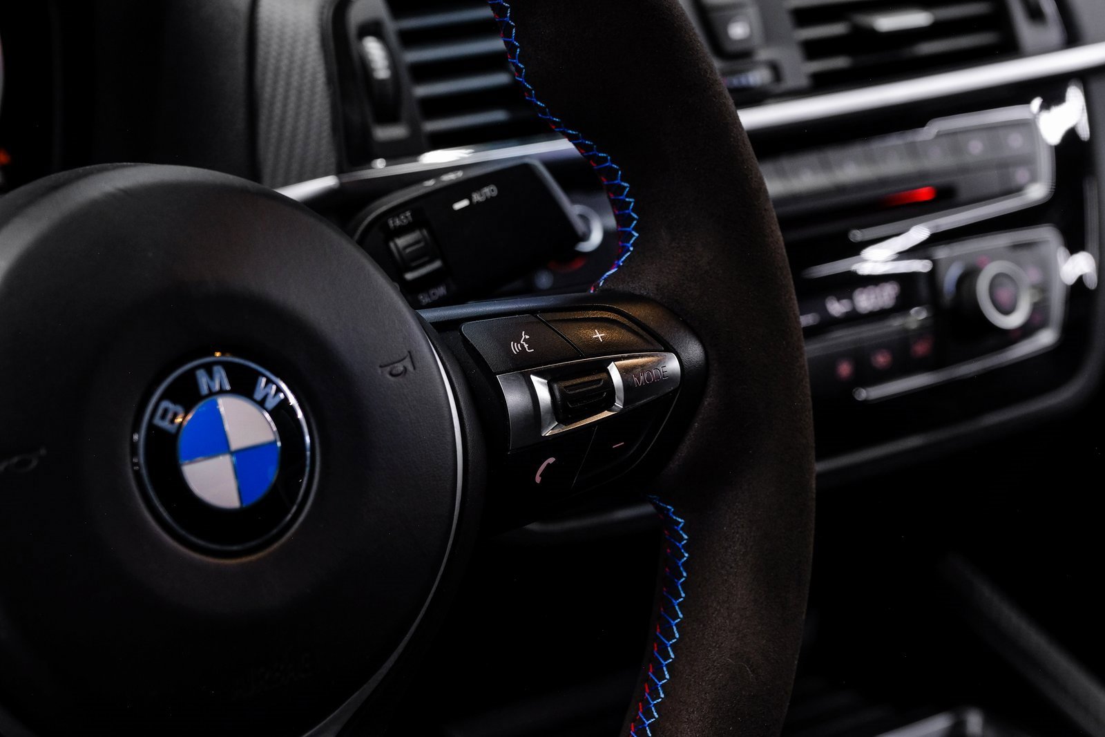 Used 2019 BMW M2 Competition w/ Executive Package image 25