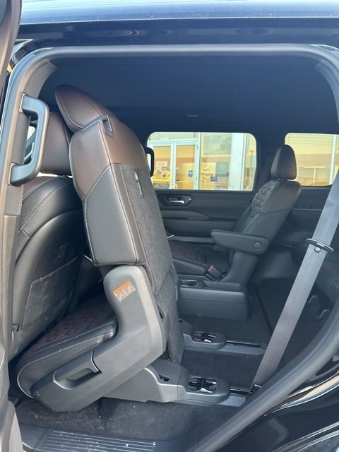 New 2026 Nissan Armada Platinum Reserve image 12