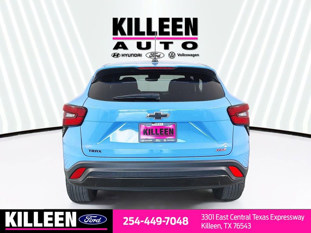 Used 2024 Chevrolet Trax RS w/ Driver Confidence Package image 7