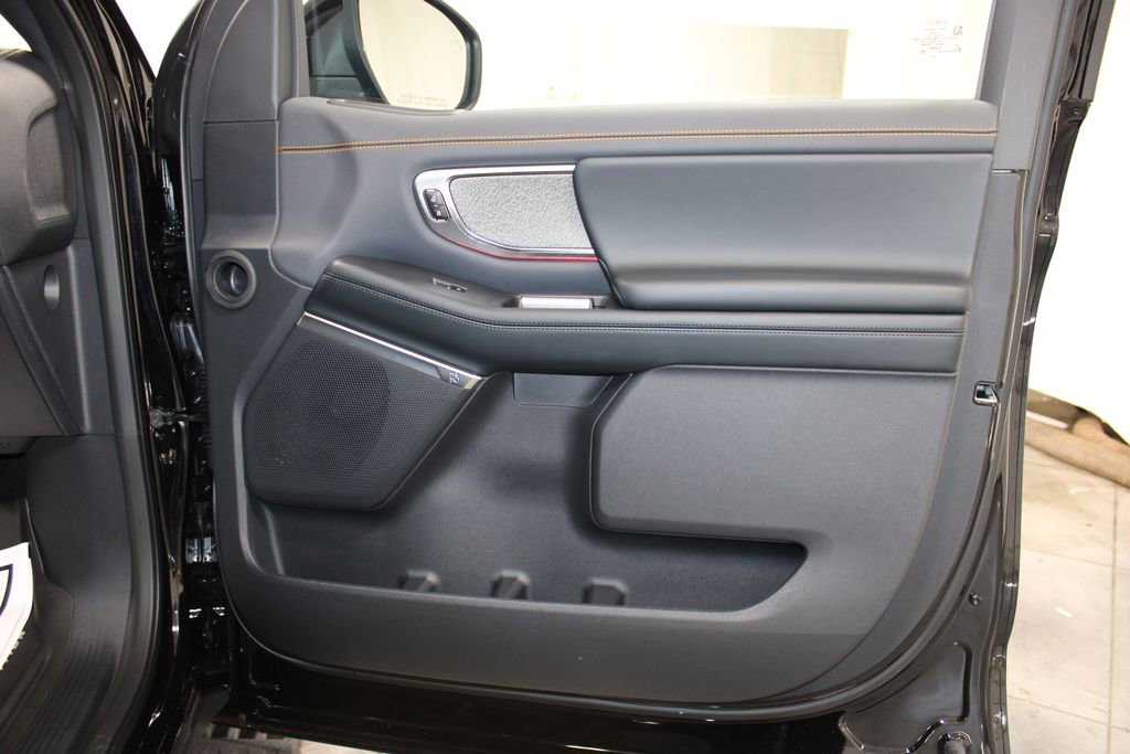 New 2025 Ford Expedition Tremor image 40