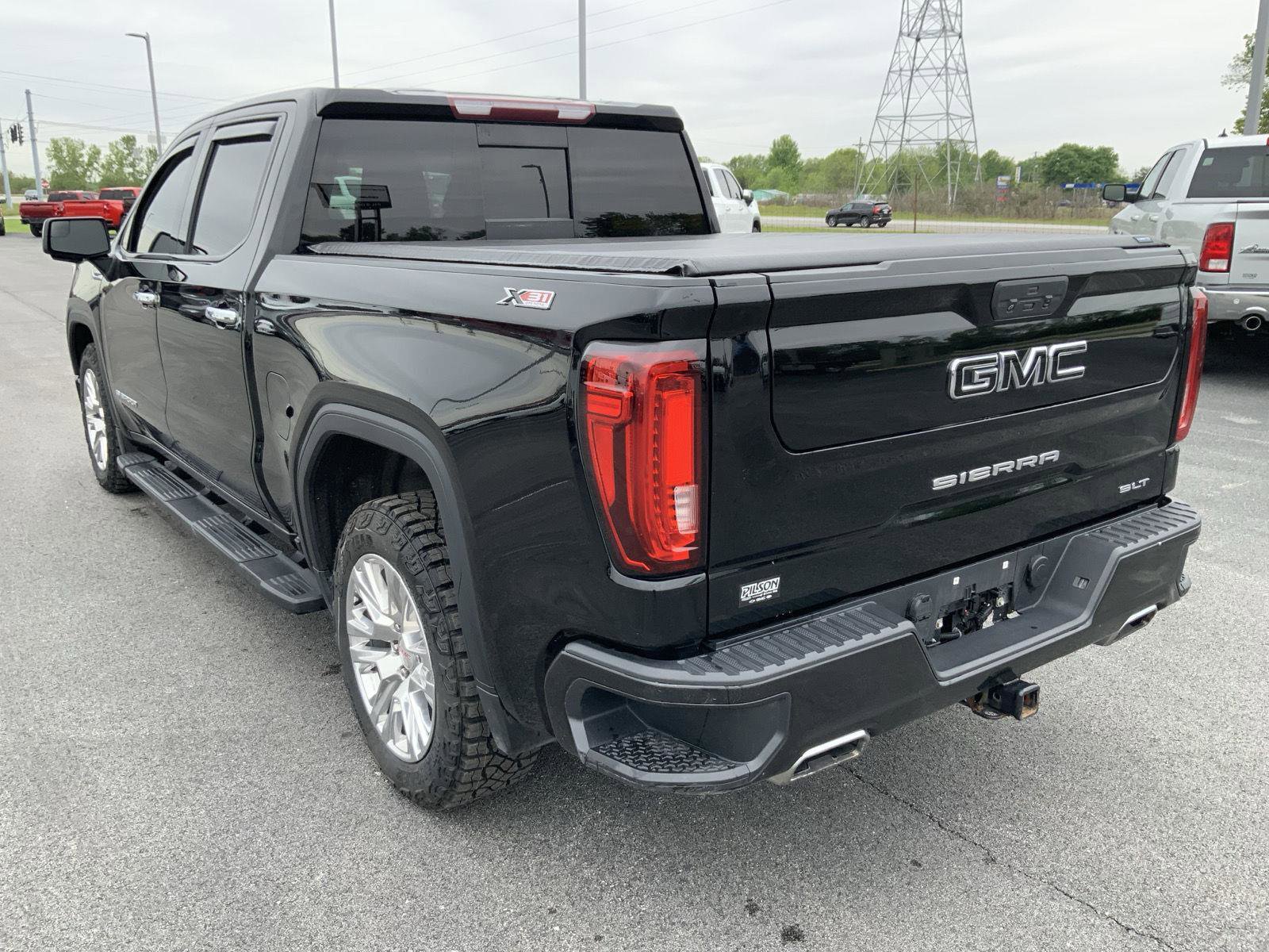 Used 2019 GMC Sierra 1500 SLT w/ SLT Convenience Package AWD/4WD image 9