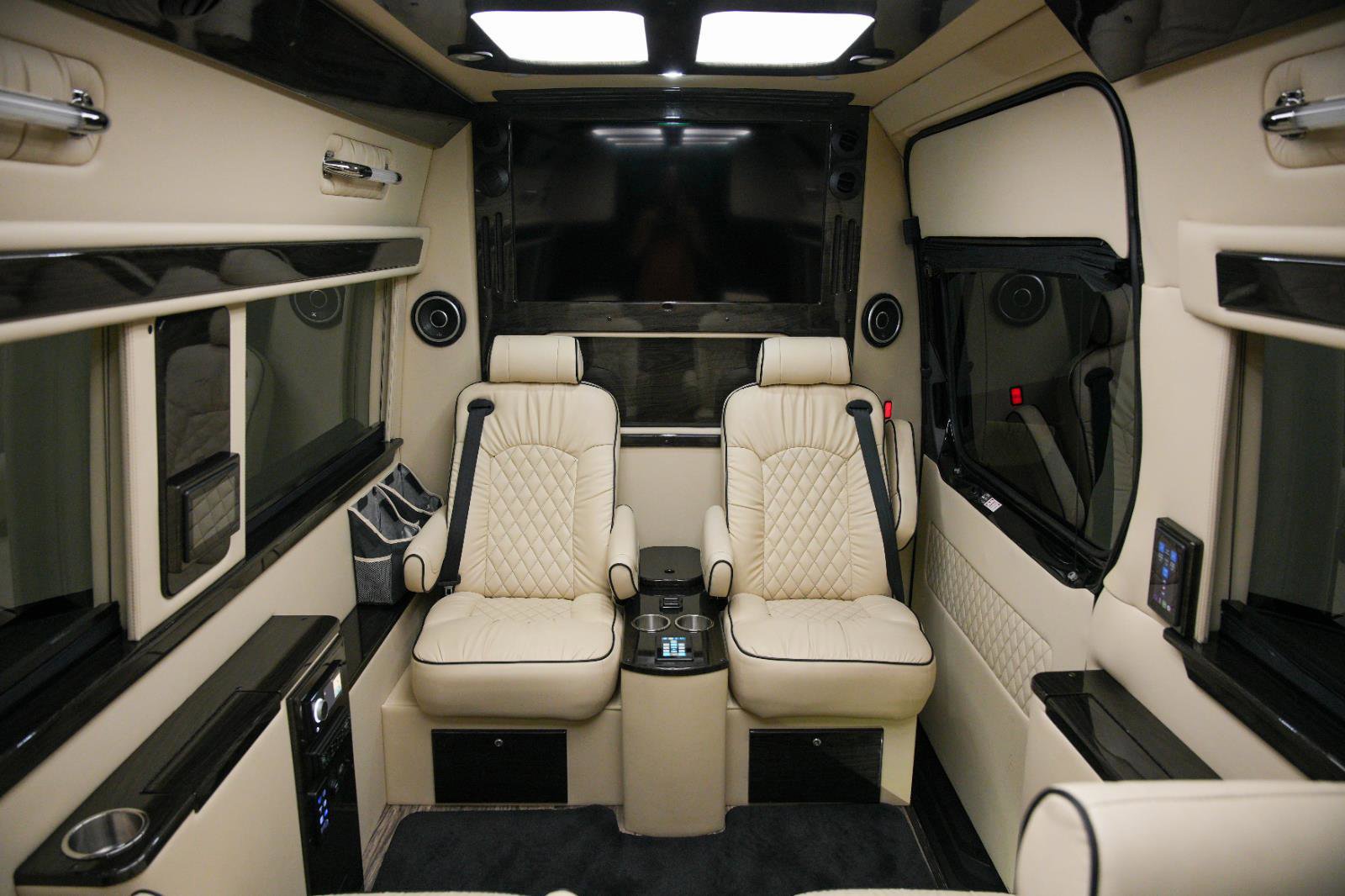 Used 2020 Mercedes-Benz Sprinter 3500 image 52