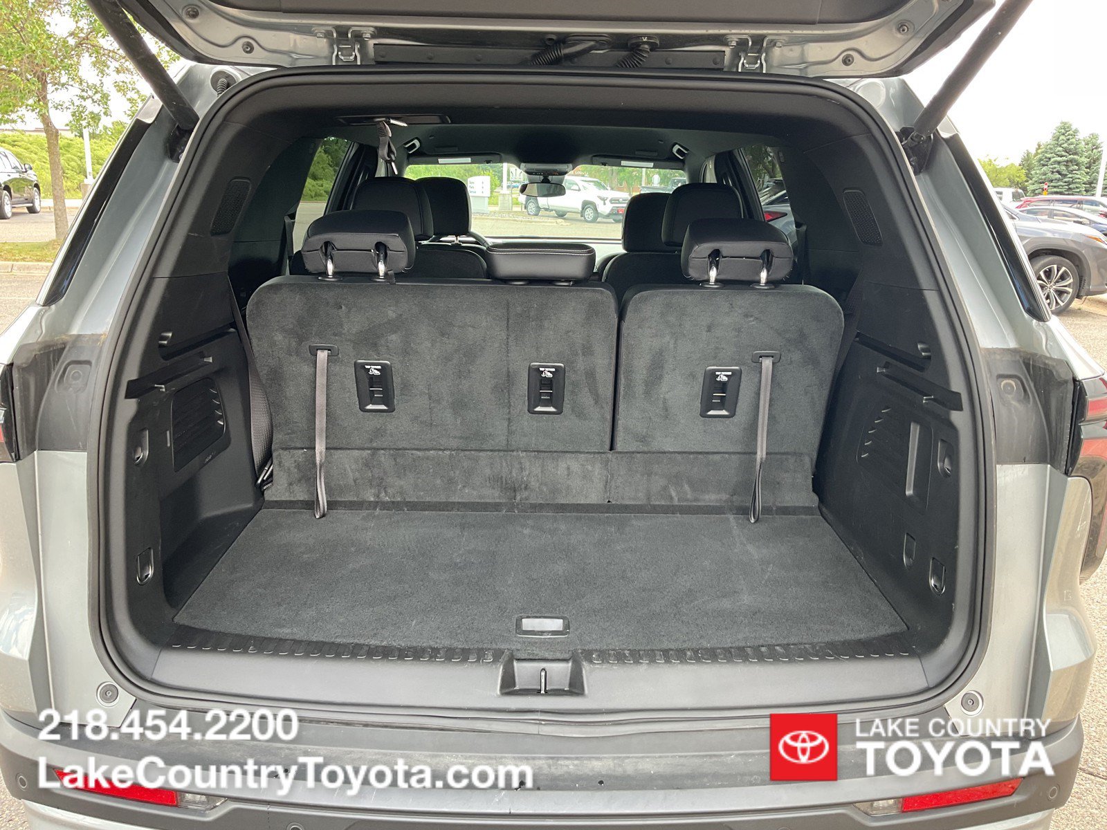 Used 2026 Chevrolet Traverse LT AWD/4WD image 10
