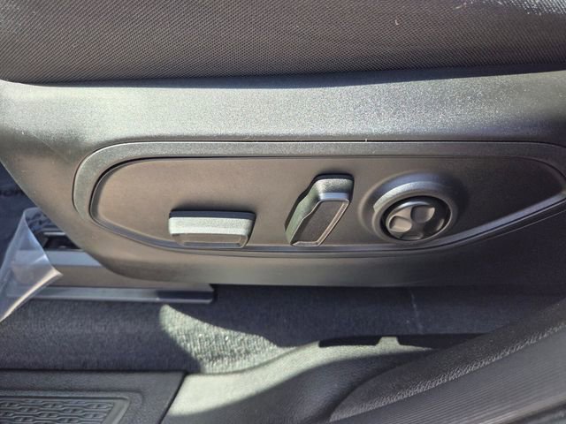 Certified 2025 Jeep Grand Cherokee L Laredo w/ Luxury Tech Group I image 4