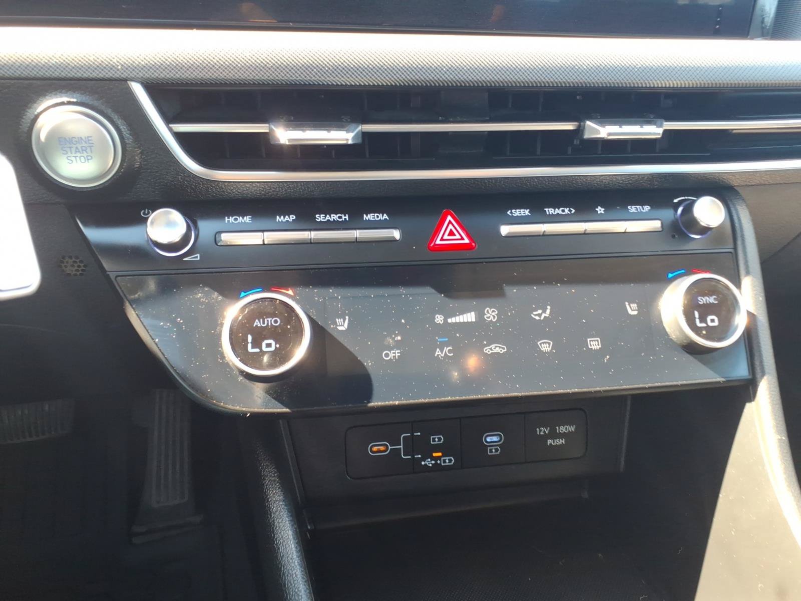Used 2025 Hyundai Sonata SEL FWD image 18