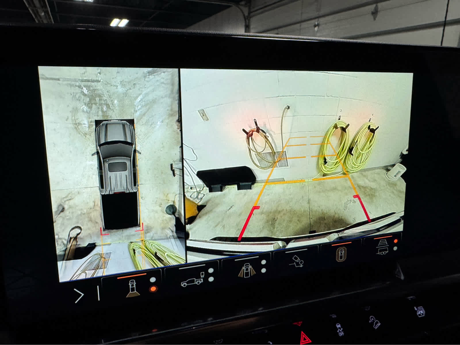 Certified 2024 GMC Sierra 1500 Elevation w/ Preferred Package image 16