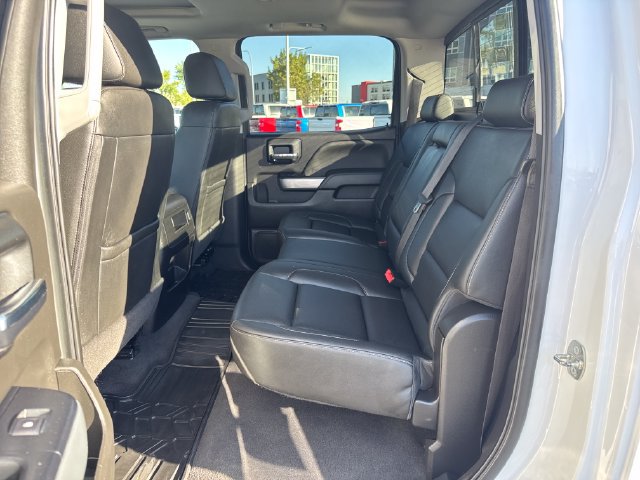 Used 2018 Chevrolet Silverado 1500 LTZ Z71 w/ Redline Edition AWD/4WD image 25