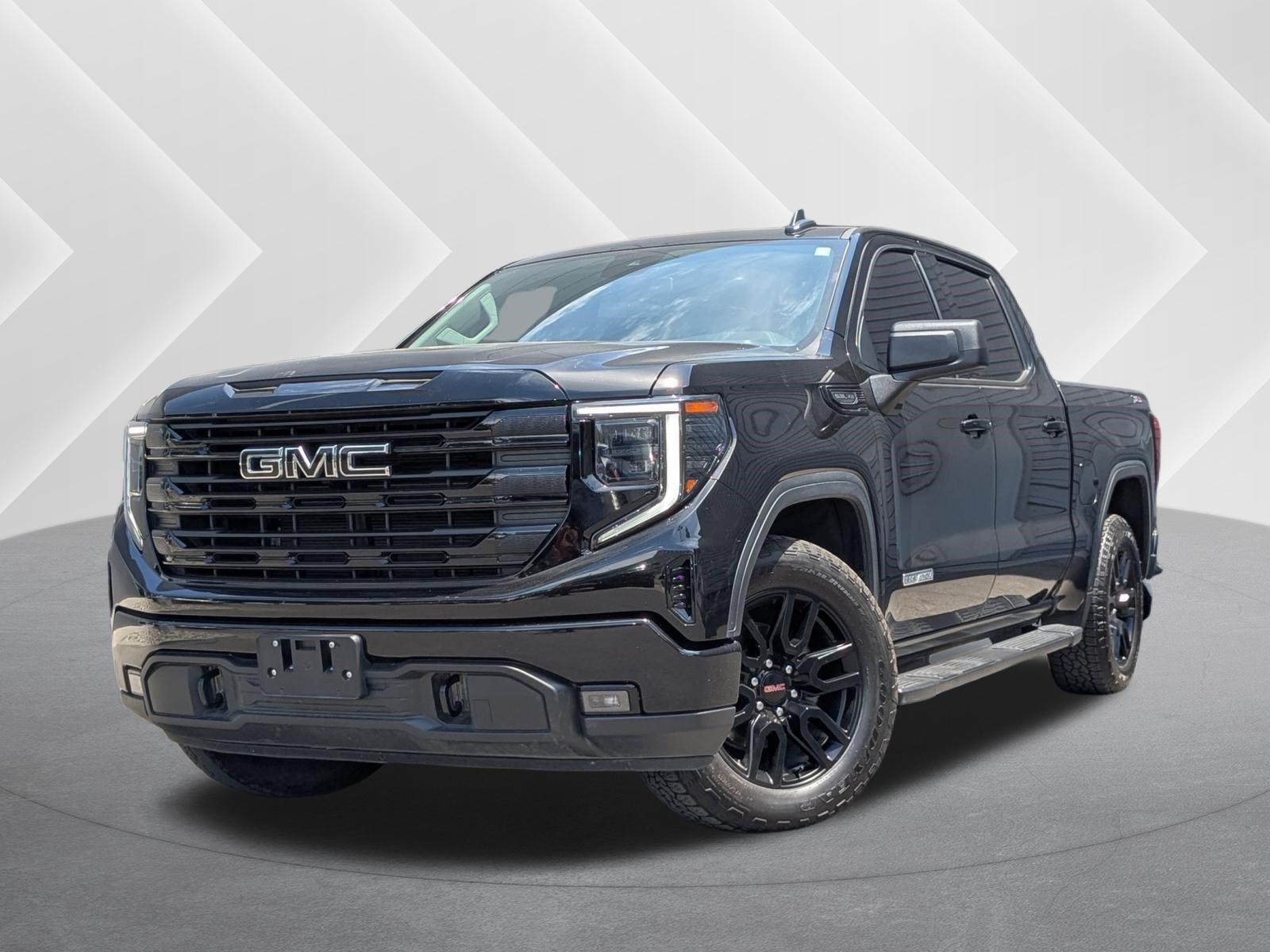 Used 2024 GMC Sierra 1500 Elevation w/ Preferred Package AWD/4WD image 1