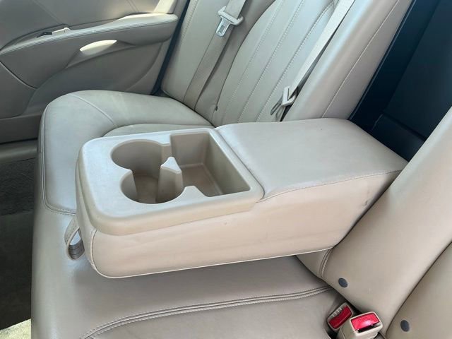 Used 2010 Buick Lucerne CXL FWD image 32