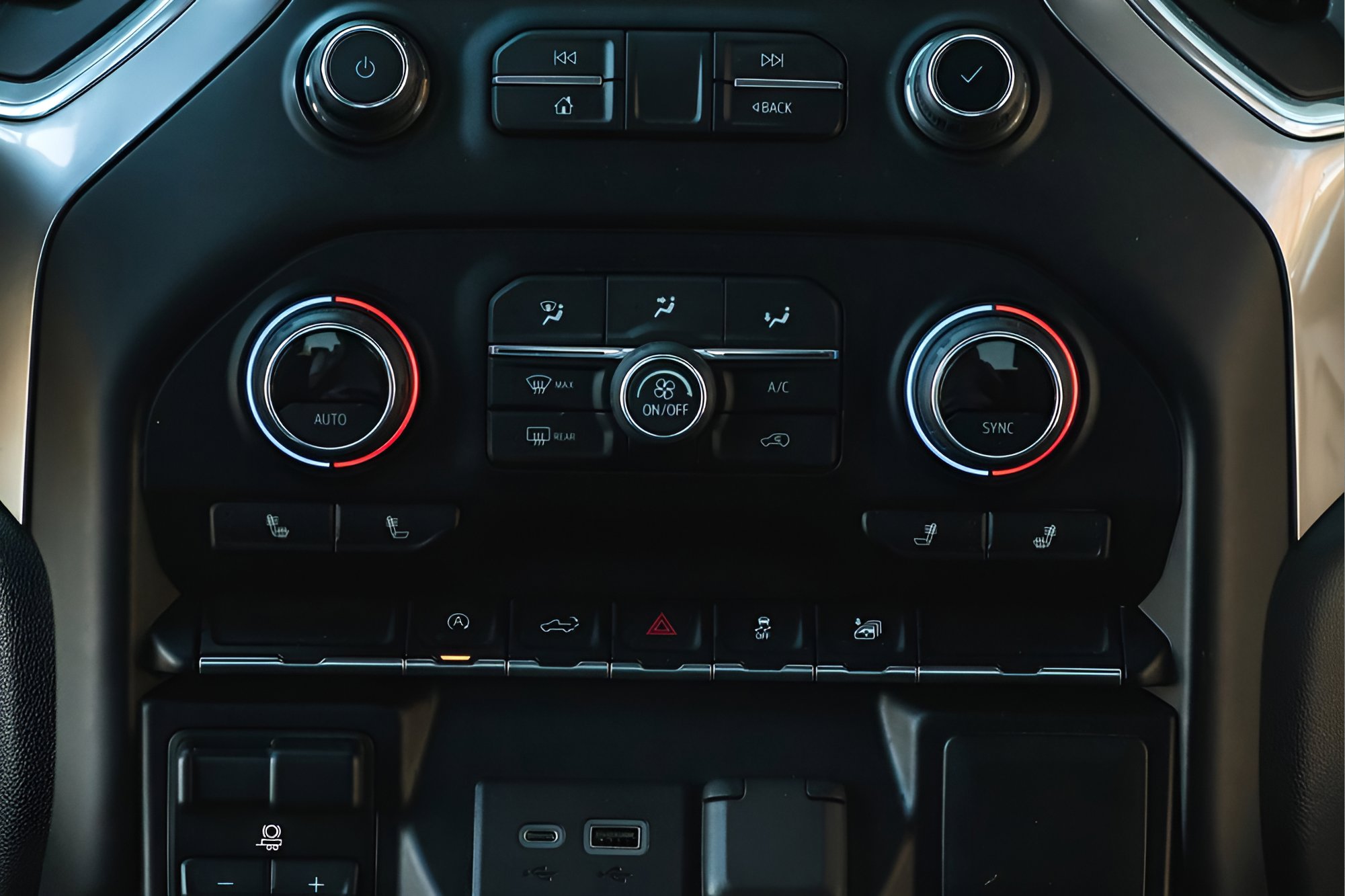 Used 2020 Chevrolet Silverado 1500 LT w/ All-Star Edition image 26