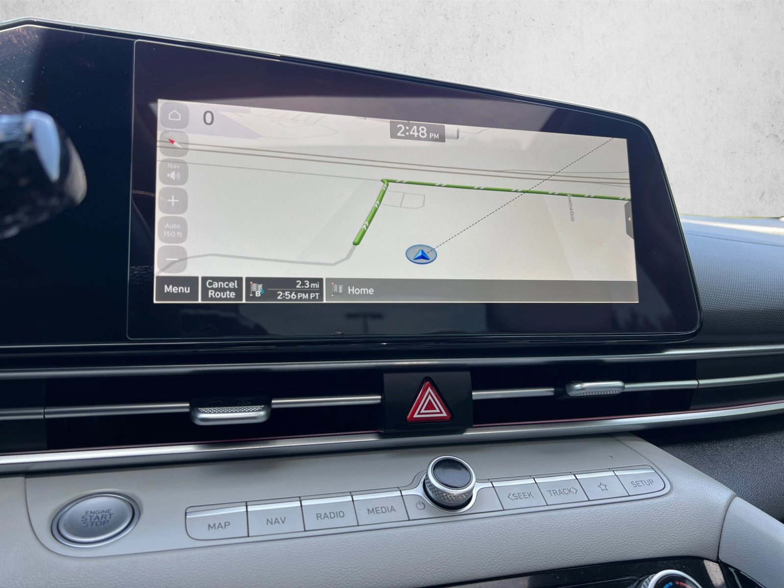 Used 2025 Hyundai Elantra Limited FWD image 16