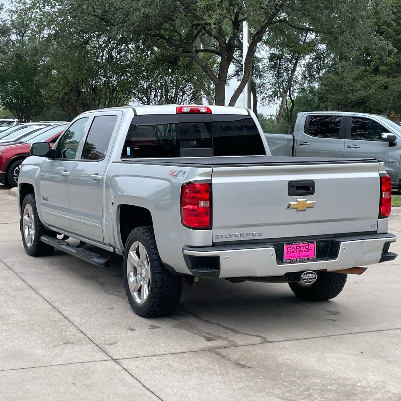 Used 2017 Chevrolet Silverado 1500 LT w/ Texas Edition AWD/4WD image 4