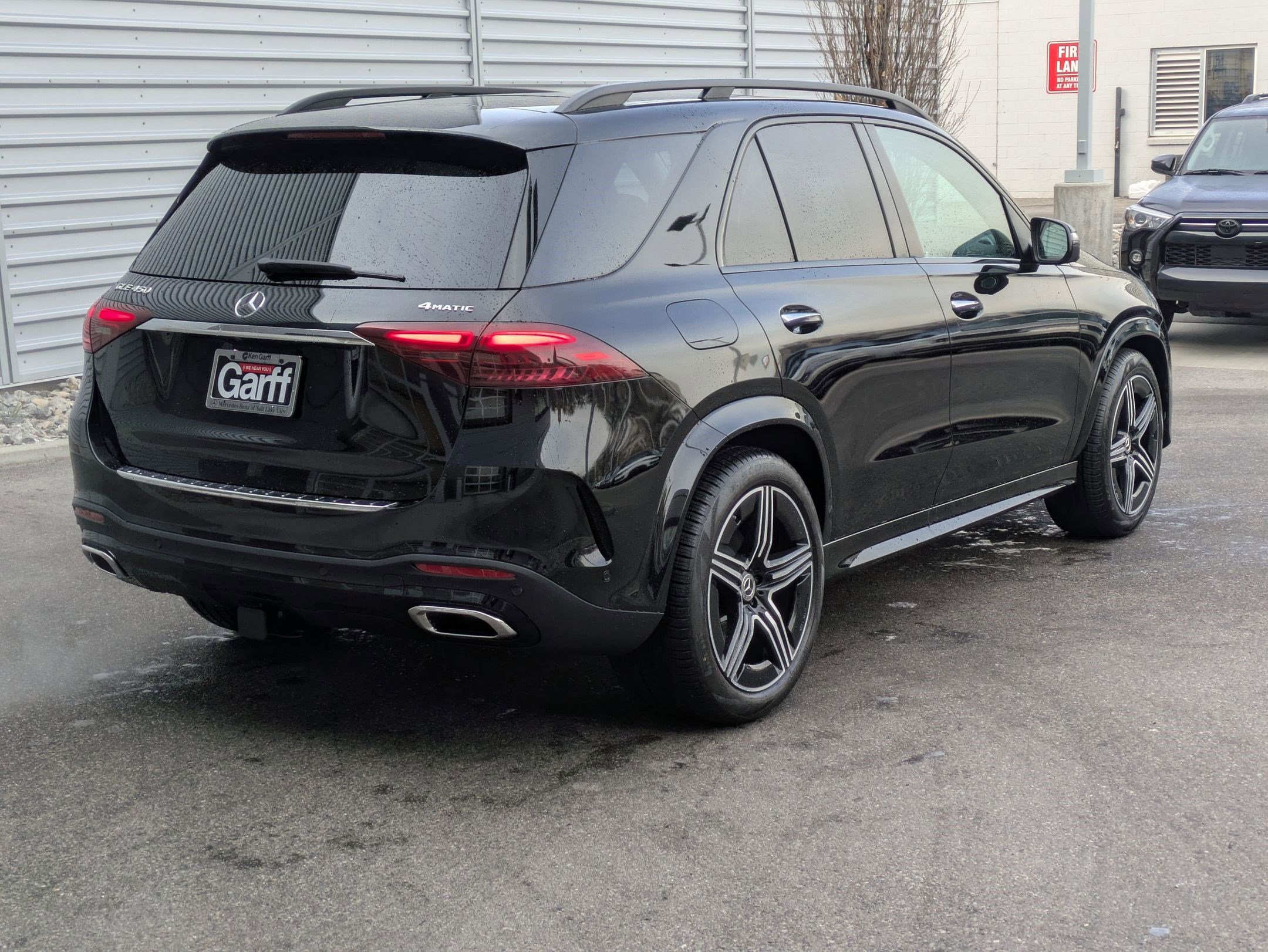 New 2026 Mercedes-Benz GLE 450 4MATIC image 3