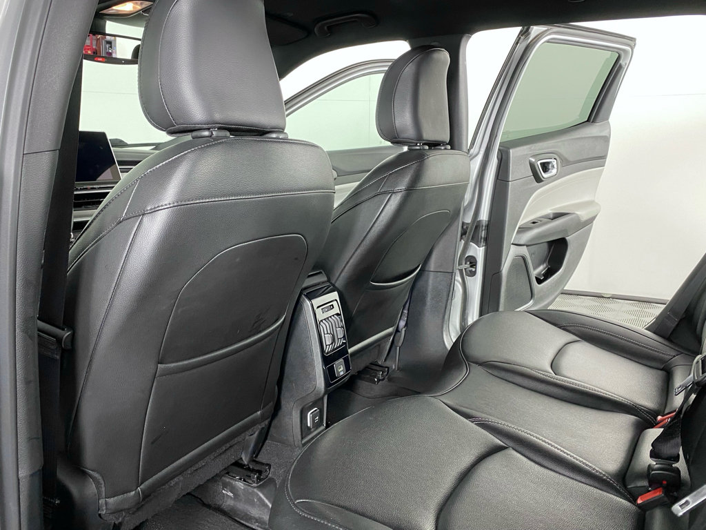 Used 2025 Jeep Compass Limited AWD/4WD image 27