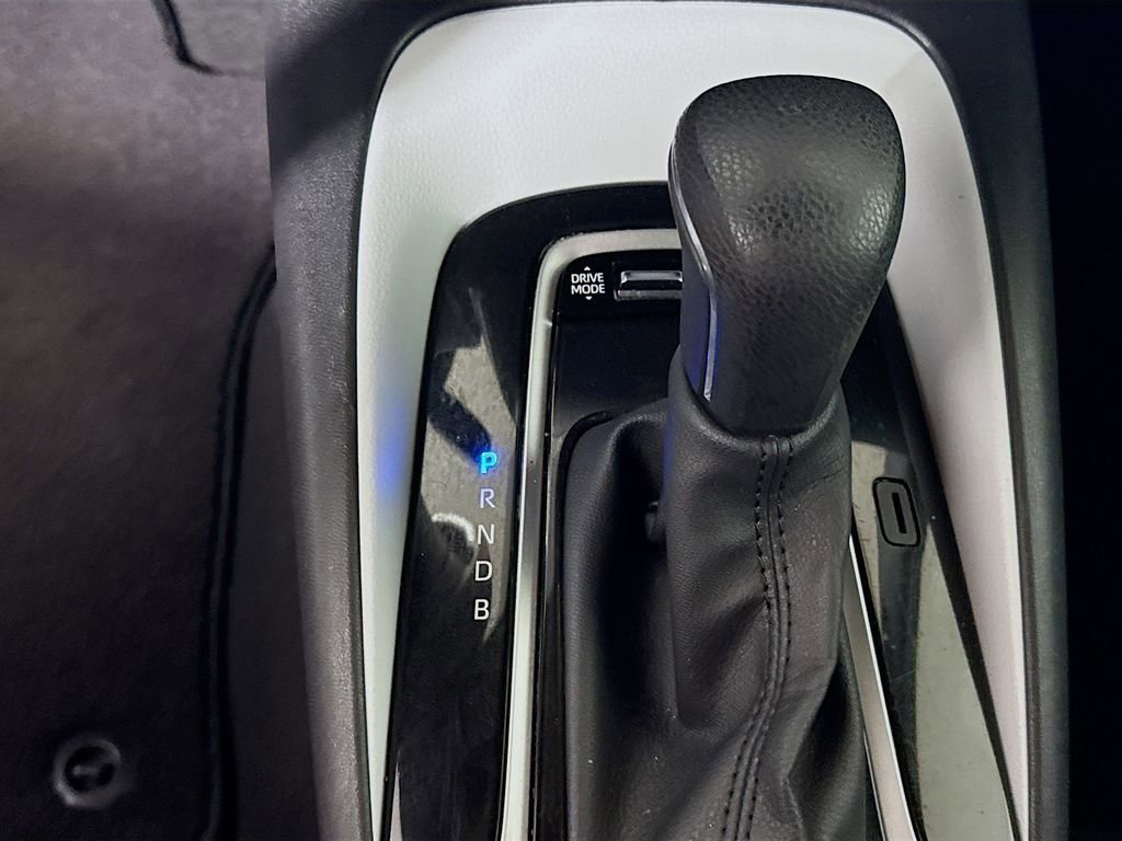 Used 2025 Toyota Corolla SE image 15