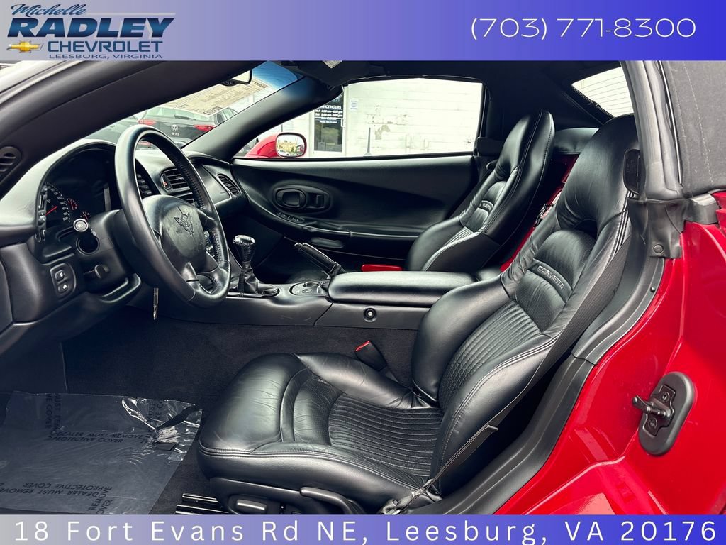 Used 2004 Chevrolet Corvette Convertible w/ Preferred Equipment Group RWD image 23