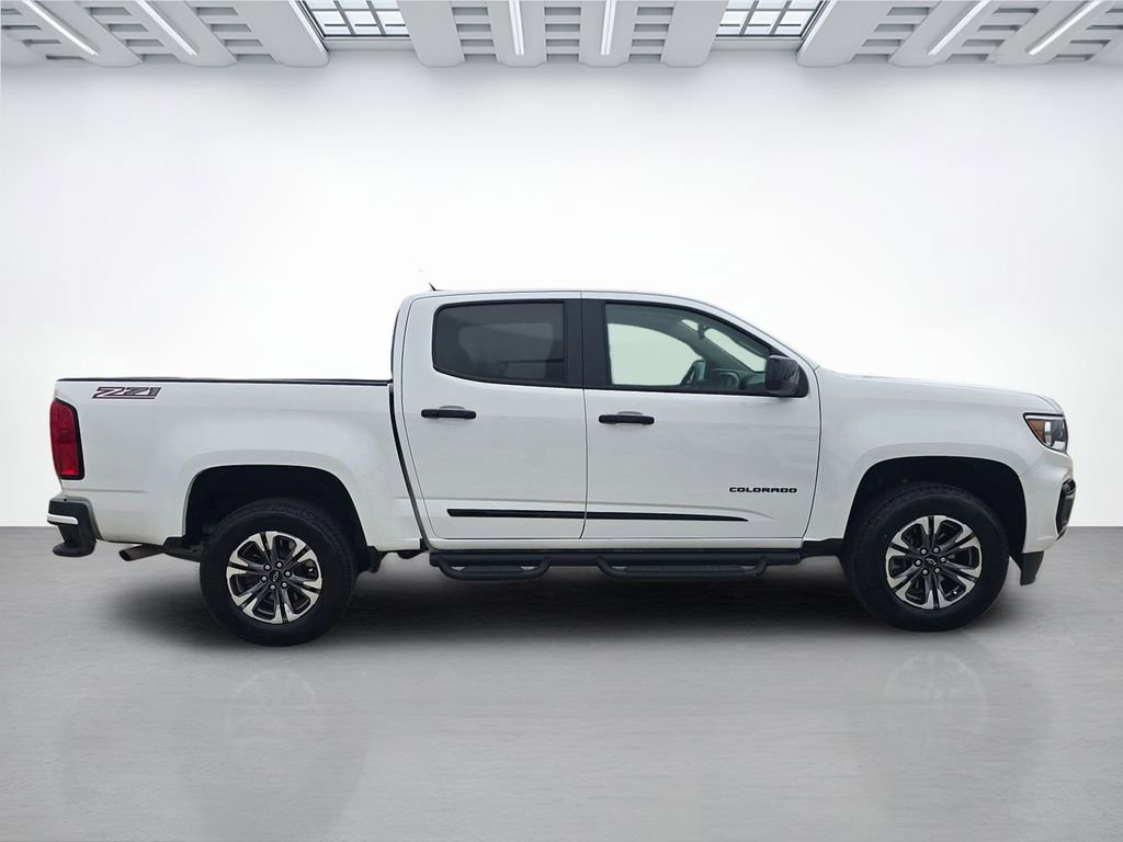 Used 2022 Chevrolet Colorado Z71 w/ Safety Package RWD image 2