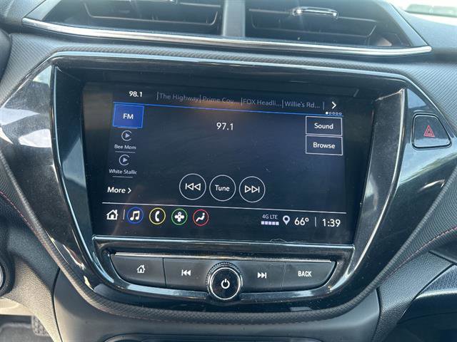 Used 2023 Chevrolet TrailBlazer RS w/ Sun and Liftgate Package image 35