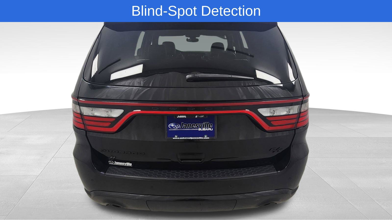 Used 2022 Dodge Durango R/T w/ Blacktop Package AWD/4WD image 4