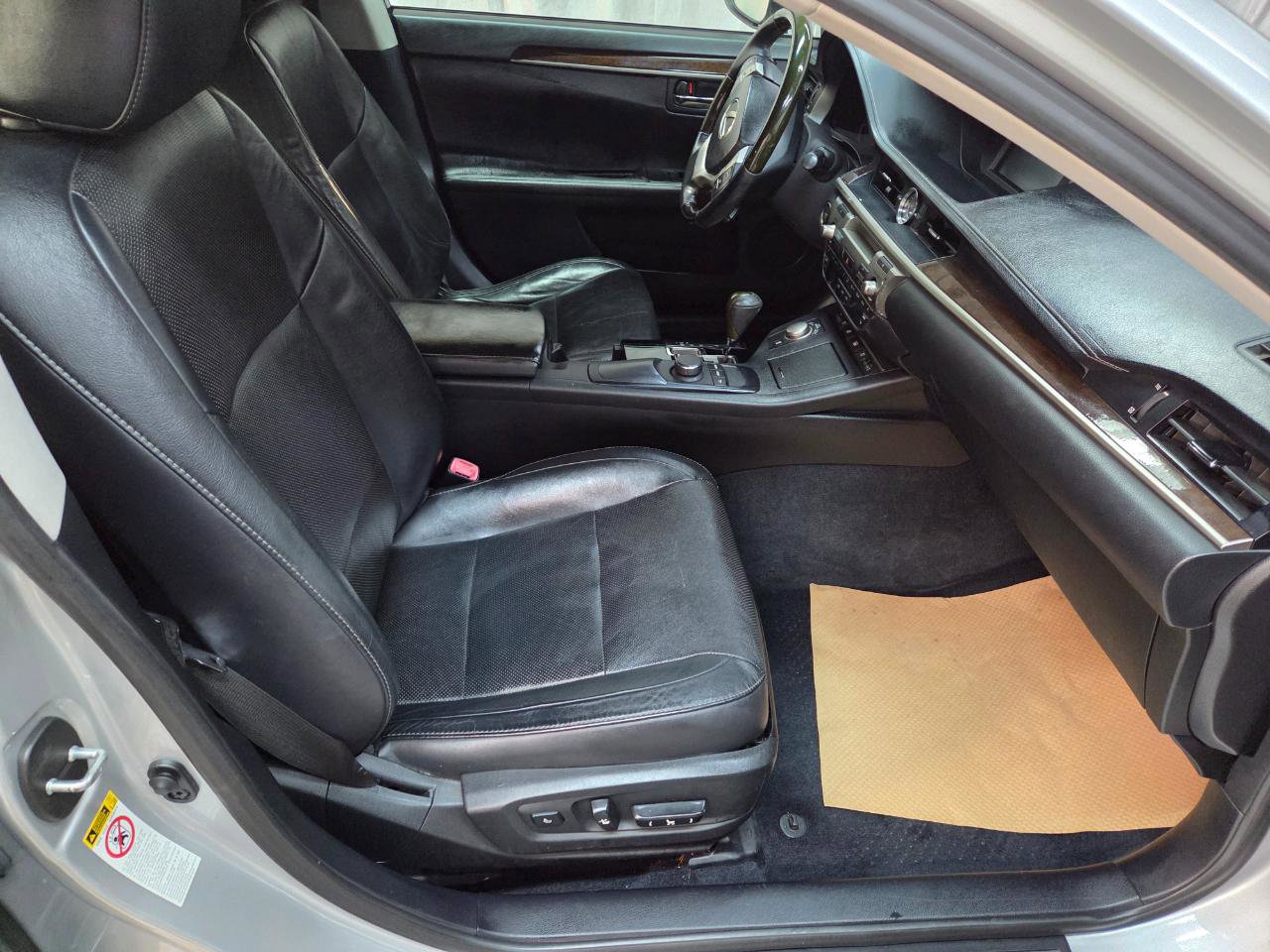 Used 2013 Lexus ES 350 Sedan w/ Luxury Pkg image 13