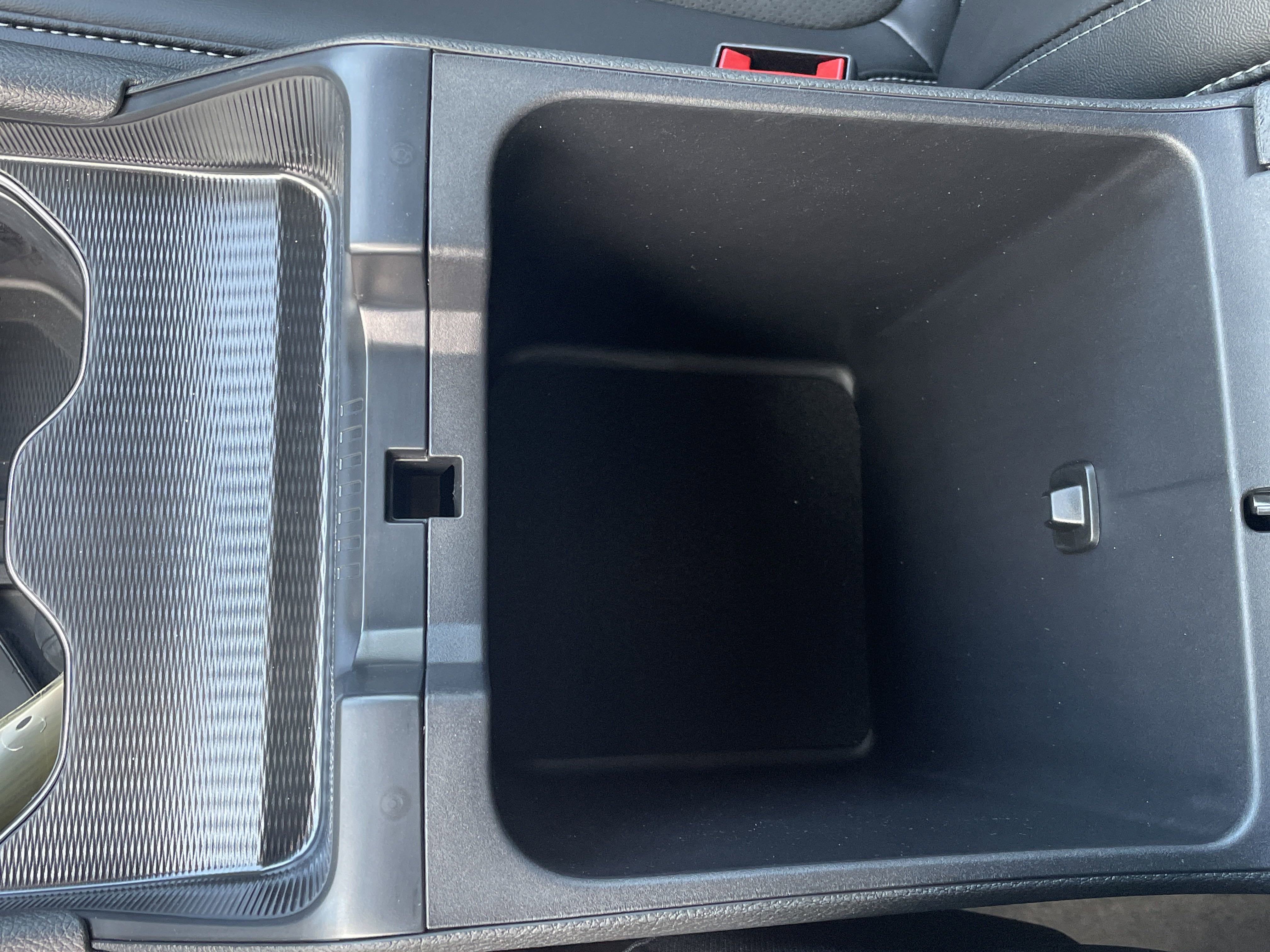 New 2025 Jeep Grand Cherokee Altitude image 34