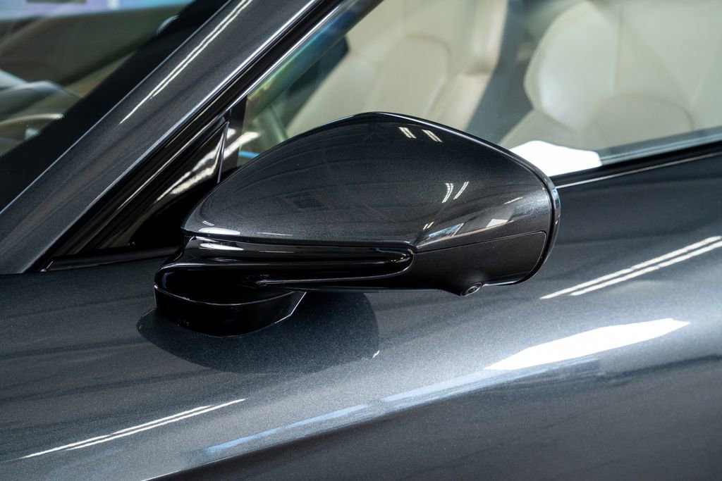 Used 2020 Porsche Taycan Turbo image 20